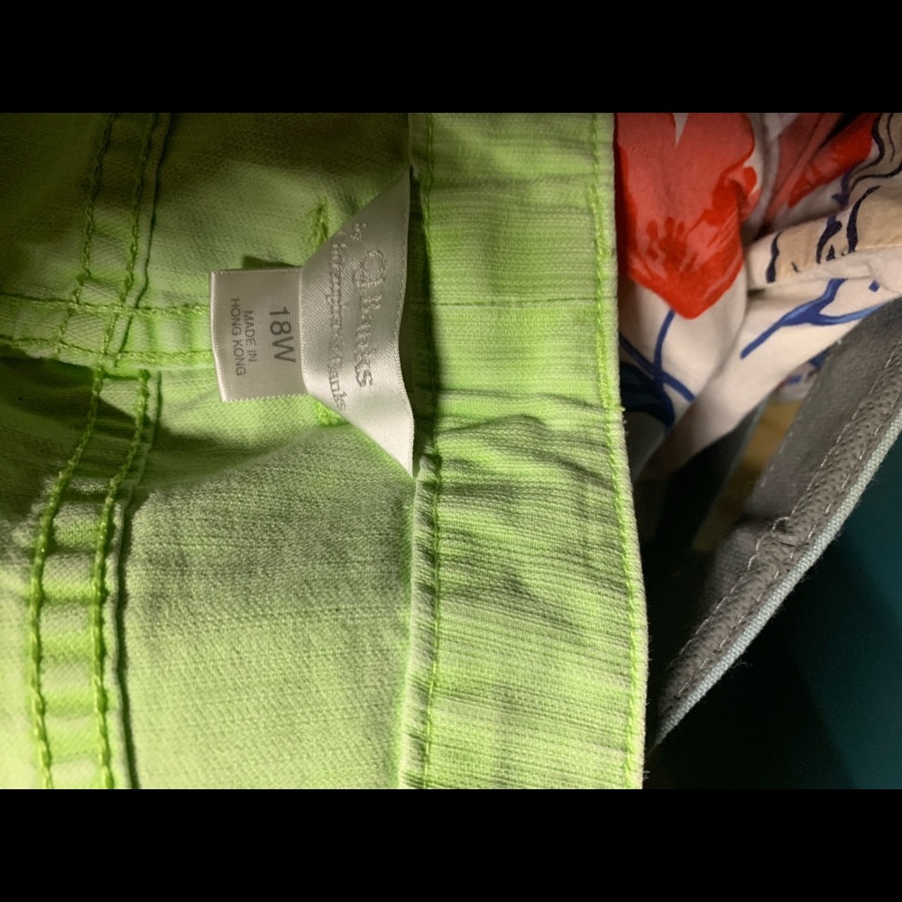 Shorts - Picture 2 of 2